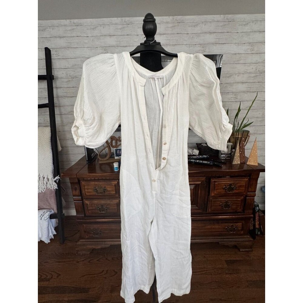 OLIVACEOUS White Puff Sleeve Button Front Jumpsuit Womens Size Small